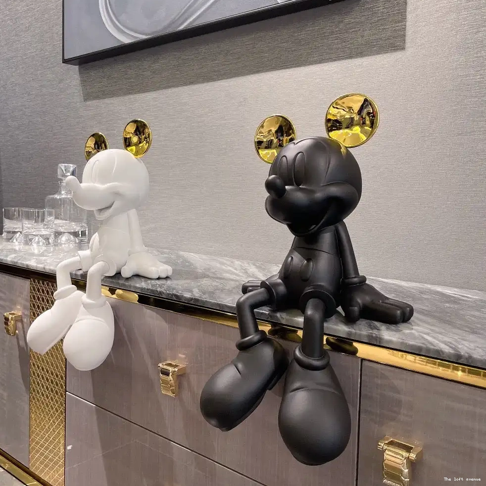 SITTING FIGURE MICKEY MOUSE 0620